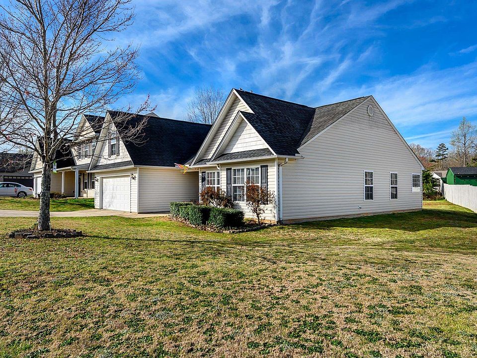218 Catterick Way, Fountain Inn, SC 29644 Zillow