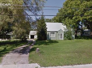 2166 W Vienna Rd, Clio, MI 48420