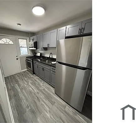 3 bed, $2,500 — Photo 4