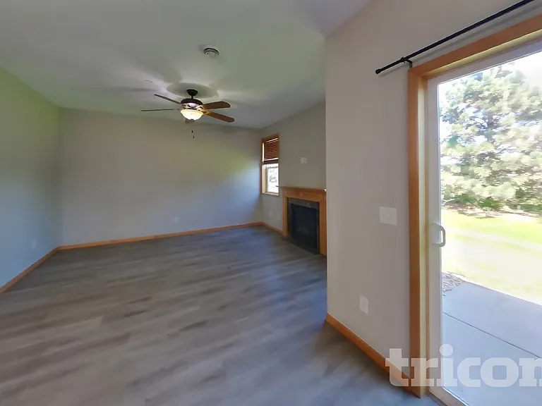 15311 Louisiana Ave — Photo 3