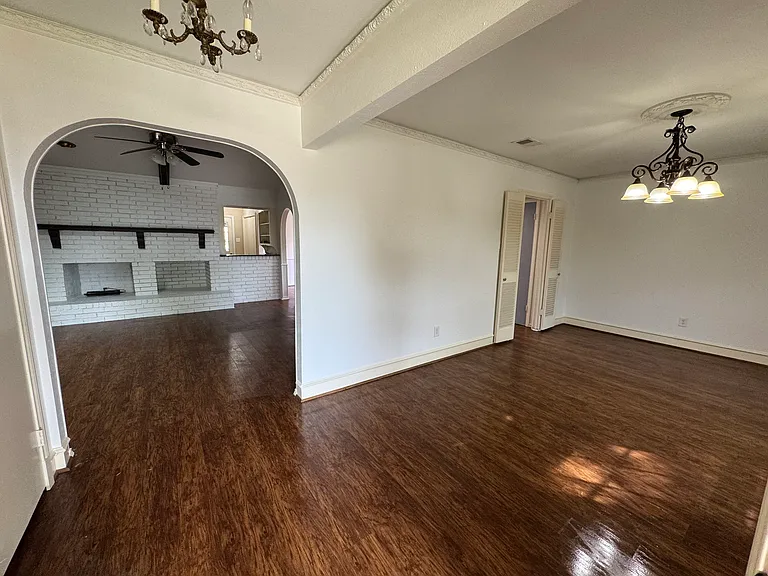 6010 Fawn Valley Ln — Photo 4