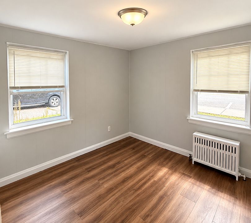 1st image of 46 Main St