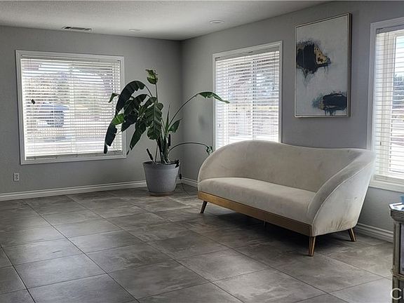 4th image of 19786 Symeron Rd