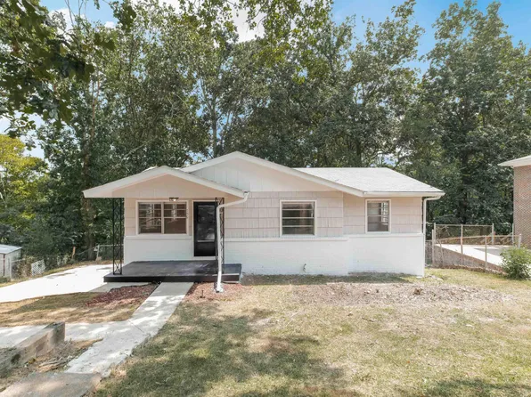 756 Barclay Ln, Birmingham, AL 35206