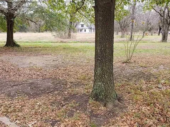 415 Brown Ave, Paris, TX 75460