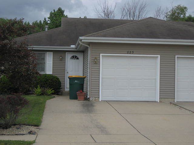 1st image of 823 Covey Ln