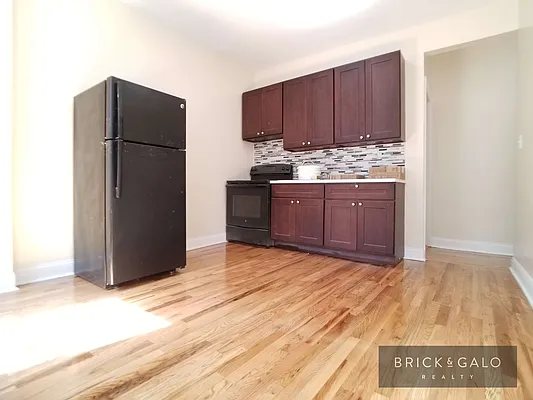 Rented by BRICK & GALO REALTY CORP | media 1