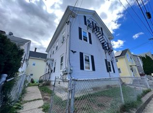 4 Brown St #2F, Pawtucket, RI 02860