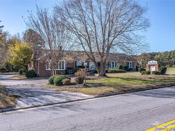 16702 General Puller Hwy, Deltaville, VA 23043