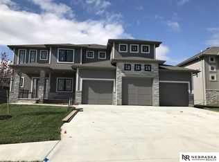10628 S 190th St, Omaha, NE 68136