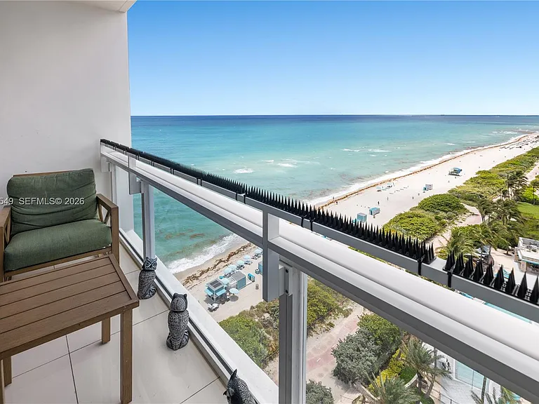 6801 Collins Ave #LPH06-DOORLPH14 — Photo 26