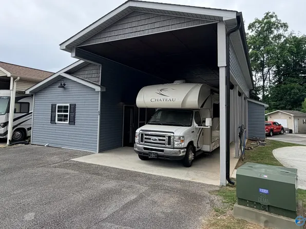 69-1727 Convict Camp Rd, Guntersville, AL 35976