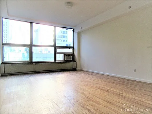 Rented by City Connections Realty | media 23