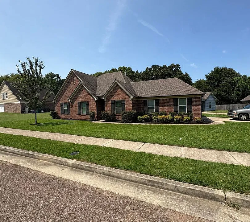 5467 April Forest Dr