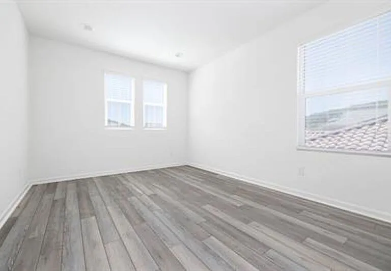 1018 Crestline Rd — Photo 15