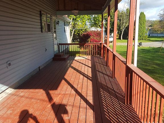 2nd image of 3655 Pine St