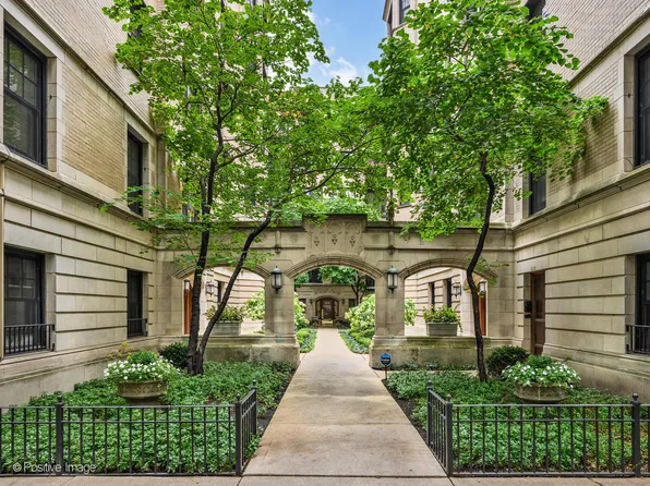 2335 N Commonwealth Ave APT 3G, Chicago, IL 60614