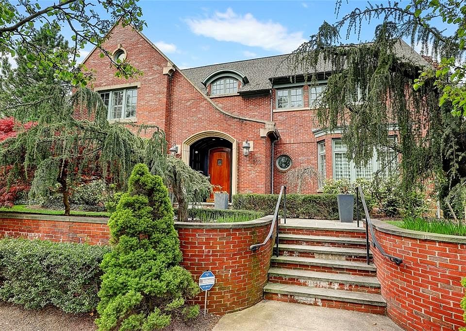 322 Blackstone Blvd, Providence, RI 02906 Zillow