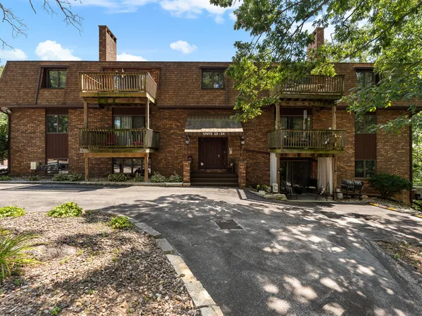 3626 38th St APT 16, Rock Island, IL 61201