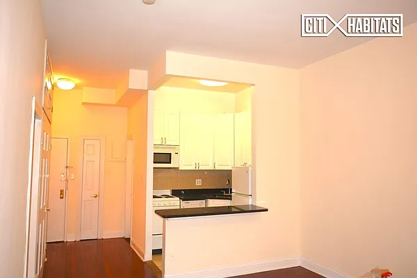 Rented by Citi Habitats | media 11