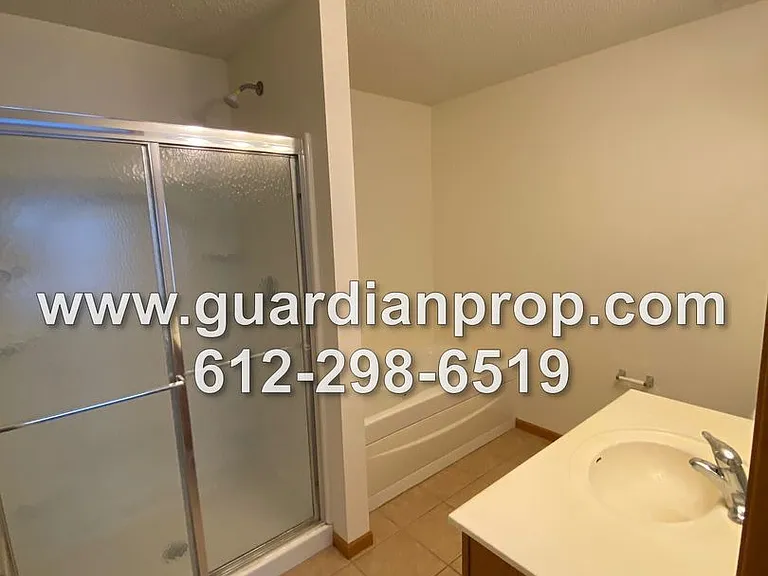 15435 Foster Dr N — Photo 12
