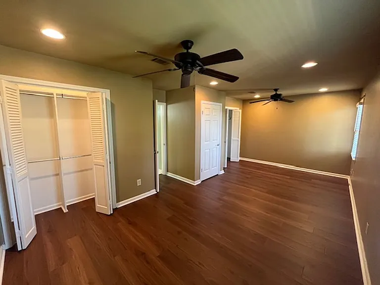 2805 Foxcroft Rd #704 — Photo 32