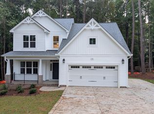 126 Rothbury Dr, Carthage, NC 28327