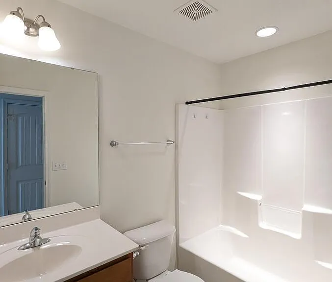 3005 Bluegrove Rd #1 — Photo 13