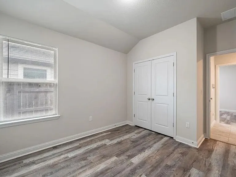 8214 Cottage Rose Dr — Photo 14