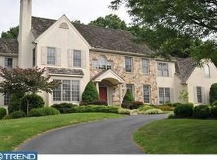 691 Highpoint Dr, West Chester, PA 19382