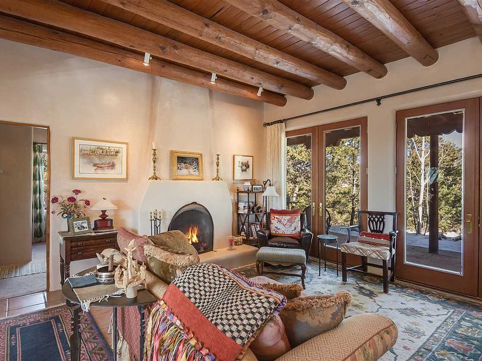 1st image of 563 Camino Tierra Alta