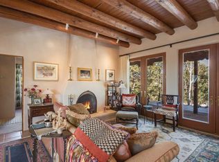 563 Camino Tierra Alta, Santa Fe, NM 87501