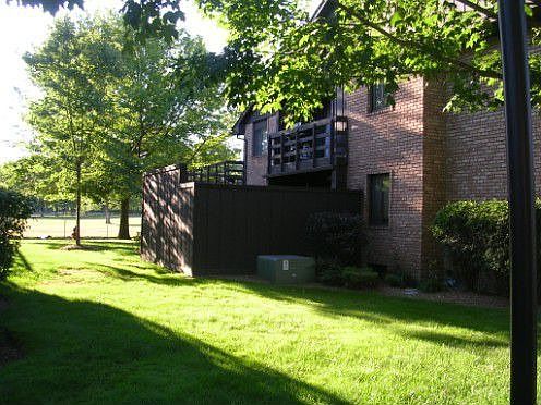 Side Balcony