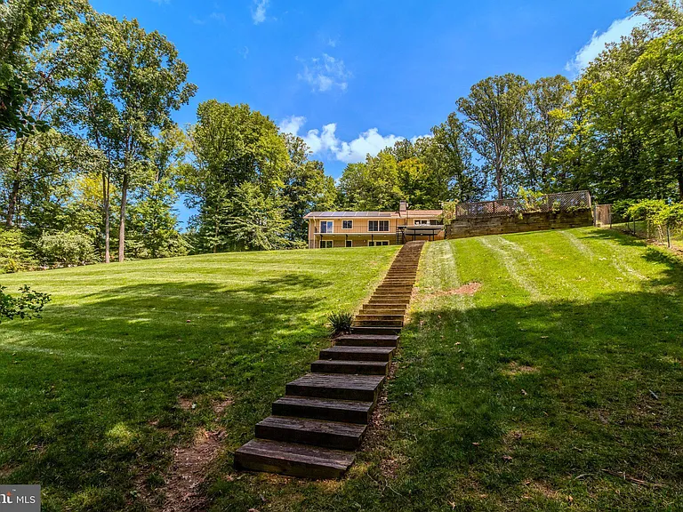 6030 Berwynd Rd — Photo 84