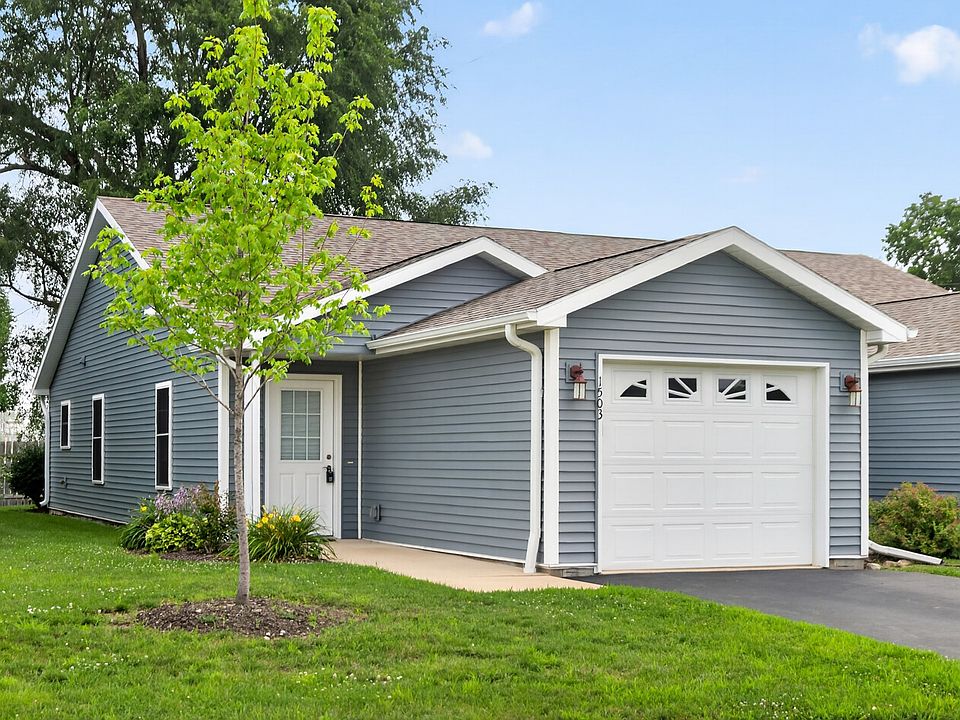 1st image of 1503 Eadens Pl