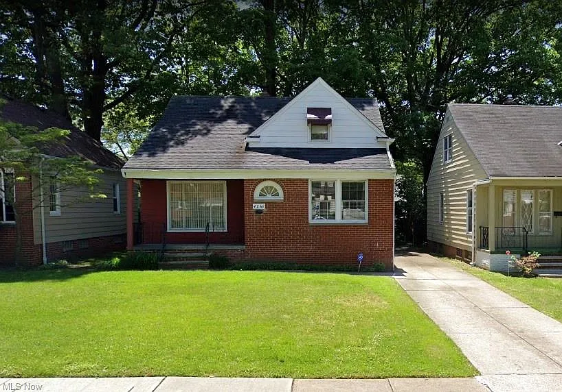 4246 Hinsdale Rd photo 1