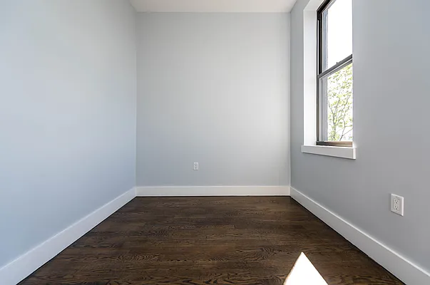 Rented by Nooklyn NYC LLC | media 34