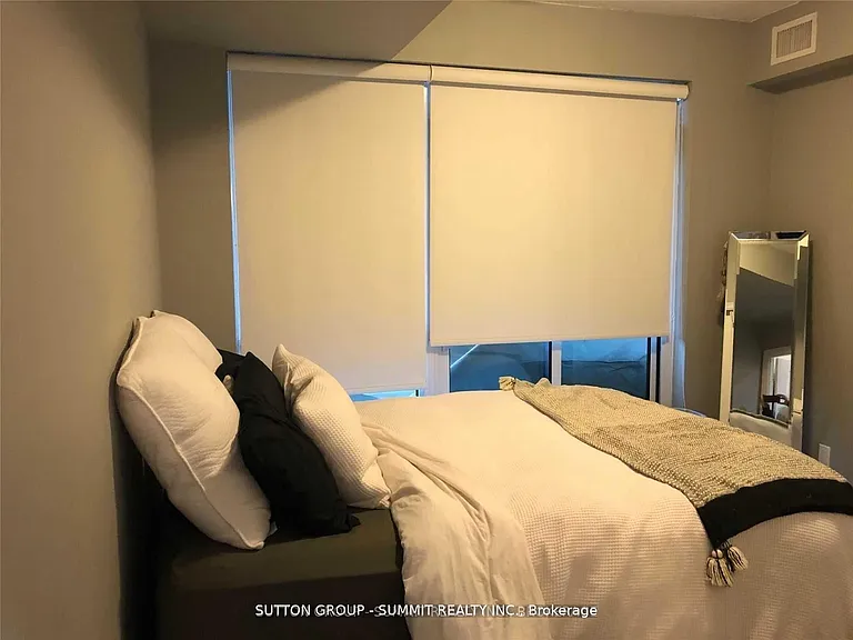55 Speers Rd #209 — Photo 6