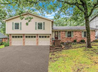 7713 Flintrock Rd, N Little Rock, AR 72116