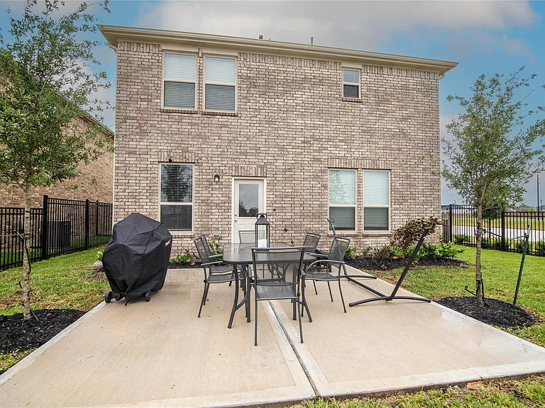 1001 Caramel Shores Dr — Photo 5