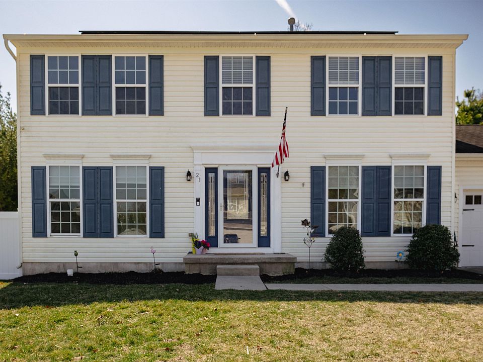 1st image of 21 Shoreline Rd