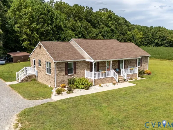 871 Shady Ln, Dunnsville, VA 22454