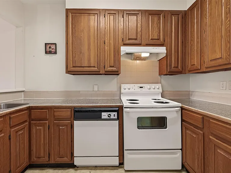 2211 S Braeswood Blvd #23C — Photo 8