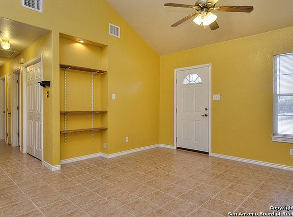 3rd image of 1115 County Road 3822
