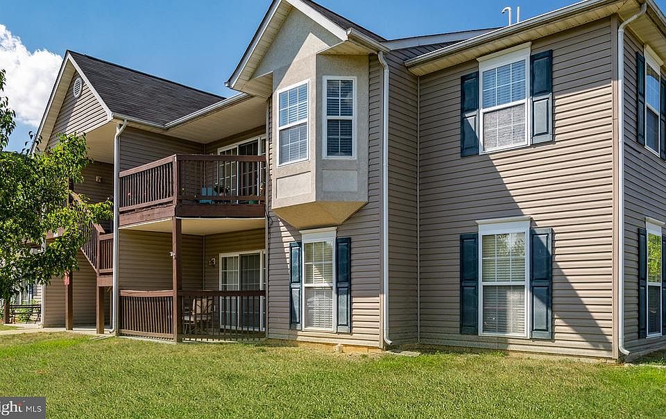 1st image of 173 Brookland Ct APT 6