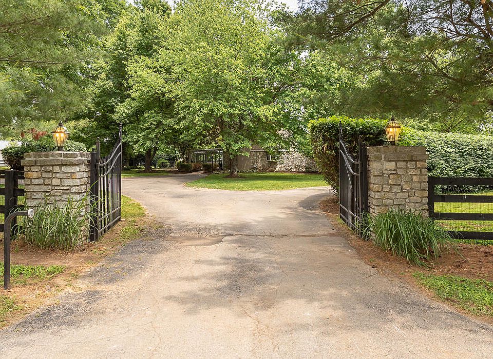 3190 Huntertown Rd, Versailles, KY 40383 MLS 23009920 Zillow