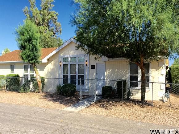 1st image of 603 E Clearview Dr