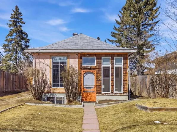 134 S 32nd Ave NE, Calgary, AB T2E 2G5