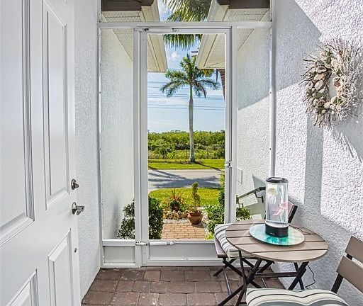 5th image of 8064 Banyan Breeze Way