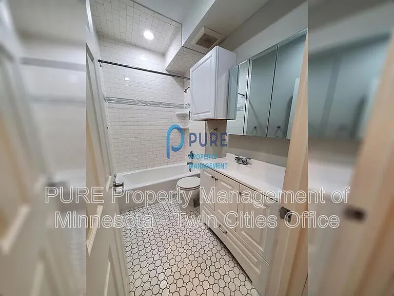 18 33rd St W #18-1 — Photo 8